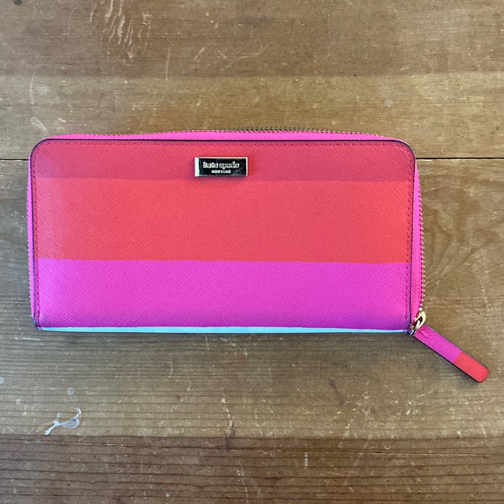 *SOLD on ♏️* Kate Spade Laurel Way Bonita Multicolored Striped Wallet